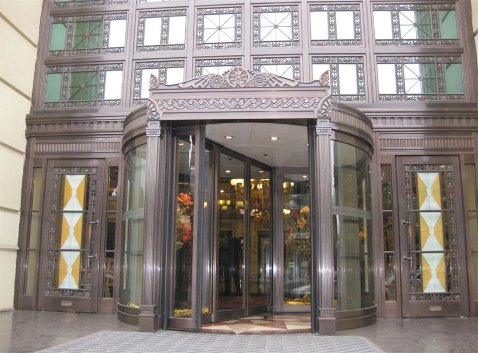 銅門設(shè)計：體現(xiàn)并映射銅文化之內(nèi)涵！(圖1)